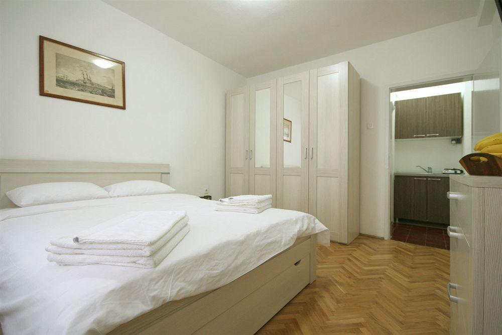 Guesthouse Anja Skopje Zewnętrze zdjęcie